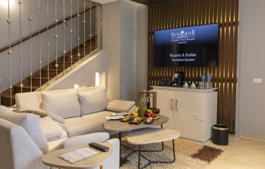 Jacuzzi Suite-Posh Club