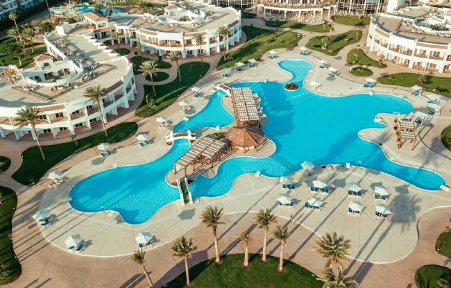 Alma Bay Resort