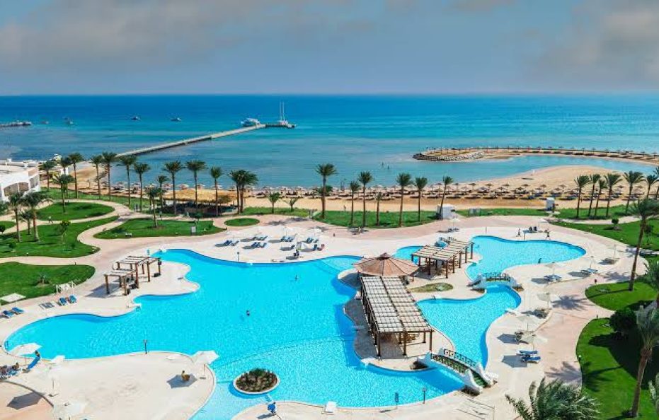 Alma Bay Resort