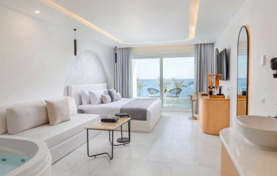 Deluxe Jacuzzi Room