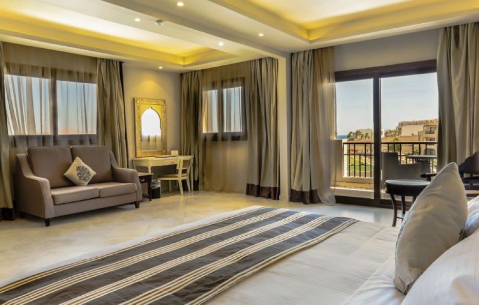 Junior Suite- Posh Club
