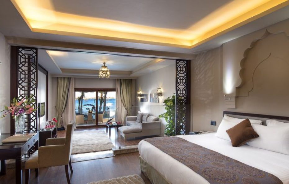 Executive Suite- Posh Club