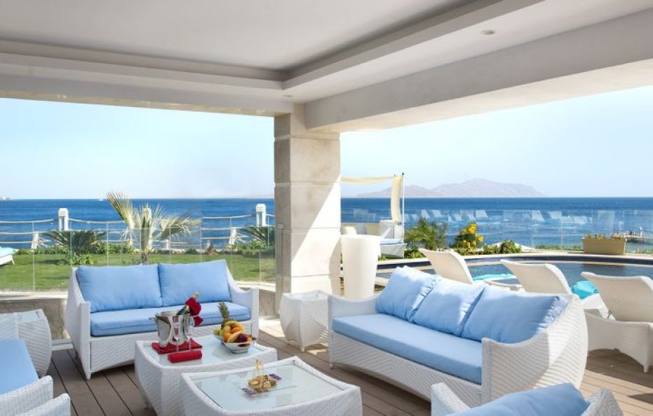 Royal Villa- Posh Club