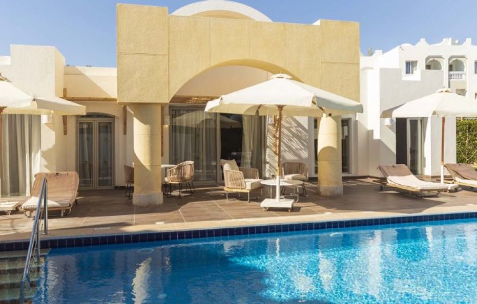 Royal Villa- Posh Club