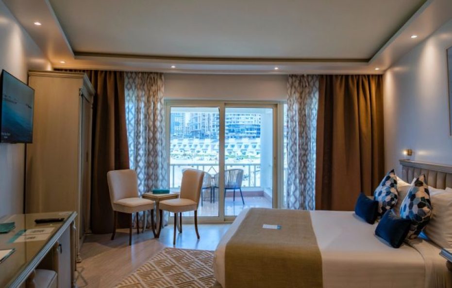 Premium Jacuzzi Suite
