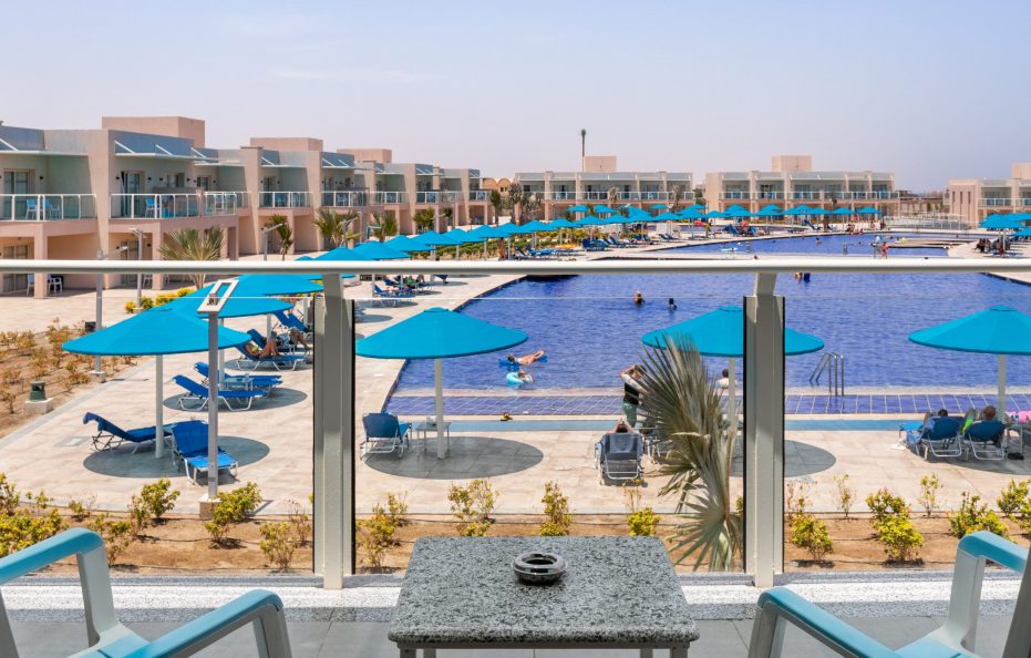 Deluxe room pool view